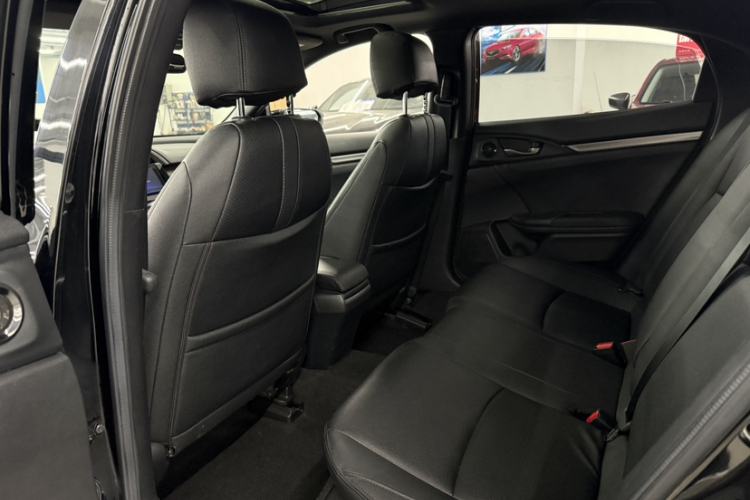 Used Honda Civic 2021 HATCHBACK 220TURBO CVT Trendy Cool Edition