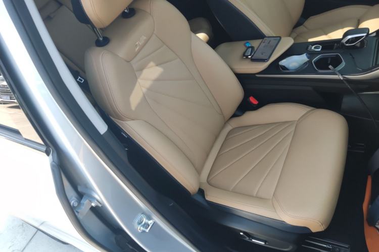 Used Geely Auto FX11 2023 2.0TD DCT Flagship Version
