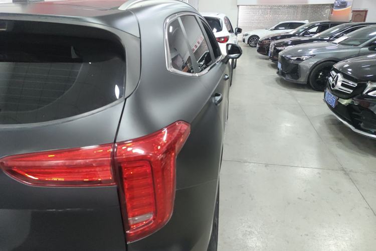 Used Haval JOLION 2021 1.5T Automatic Grand Three-Volume Version Right Rear Taillight