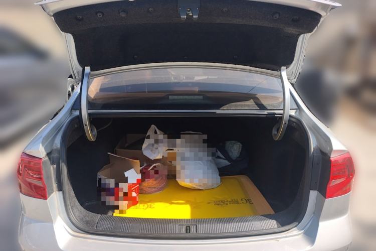 Used Volkswagen Bora 2016 1.6L Manual Comfort Model
