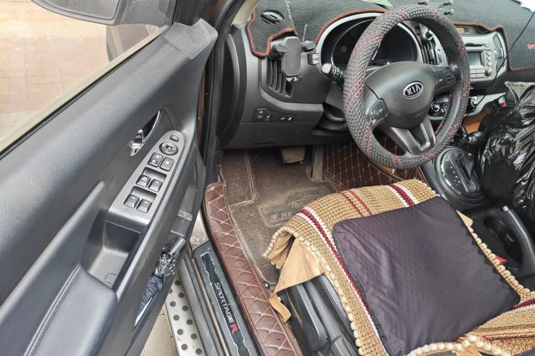 Used Kia Sportage R 2012 2.0L Automatic Two-Wheel Drive GLS
