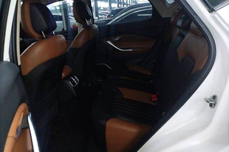 Used Soueast DX7 2015 1.5T Automatic Luxury Model