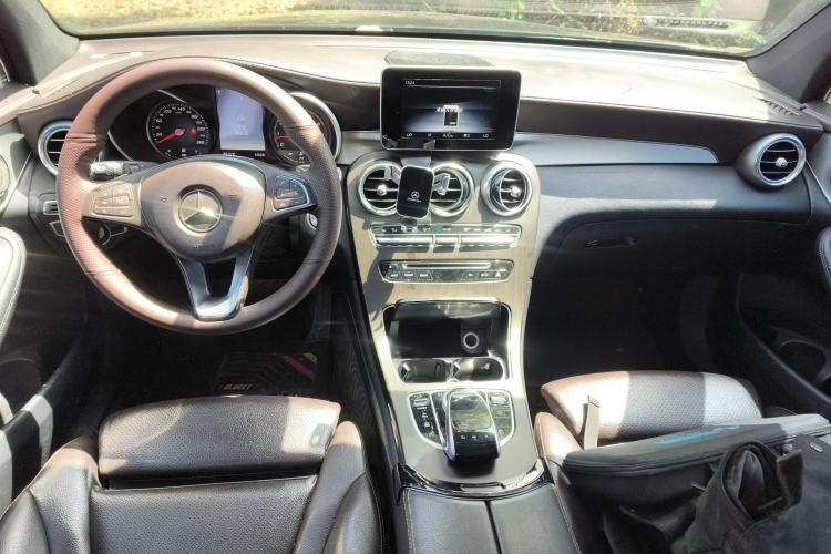 Used Mercedes-Benz GLC 2016 GLC 200 4MATIC Center Console