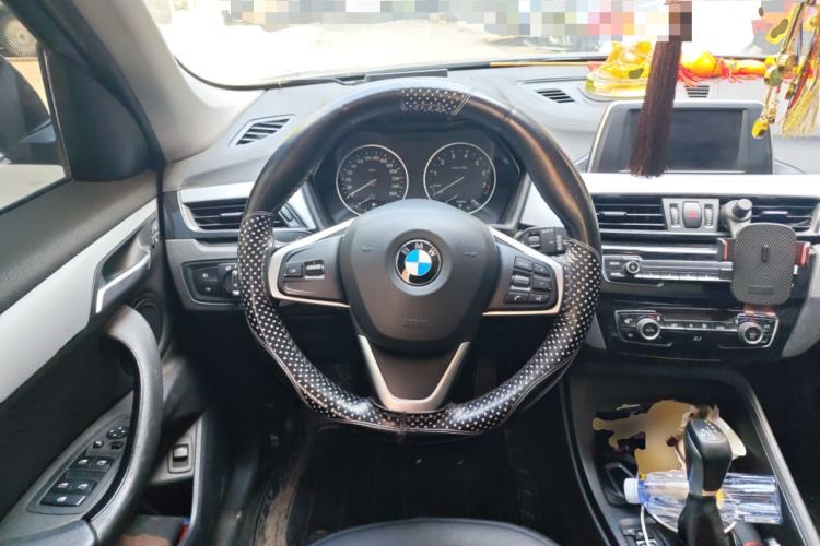 Used BMW X1 2018 sDrive20Li Leading Model
