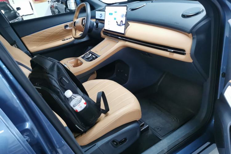 Used Geely Galaxy Xingjian 7 EM-i 2025 120km Flagship Edition Right Front Seat