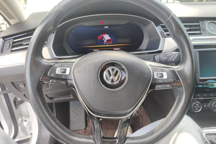 Used Volkswagen Variant 2017 380TSI Two-Wheel Drive Comfort Edition
