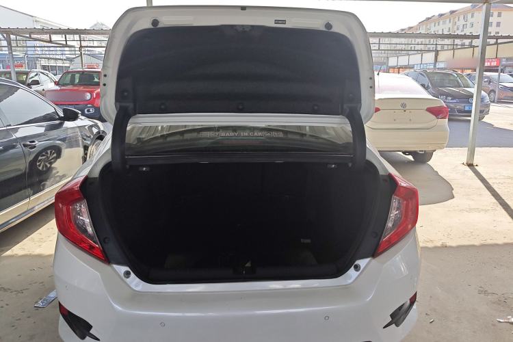 Used Honda Civic 2016 220TURBO CVT Luxury Edition
