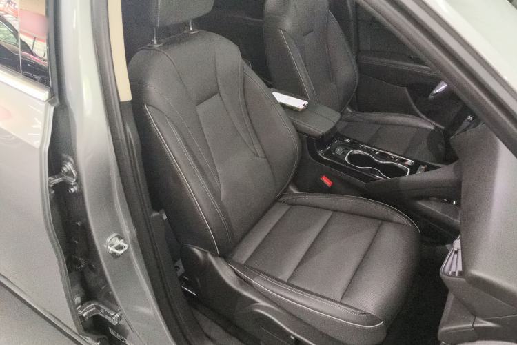 Used Buick Envision 2022 Encore Plus 652T Five-Seat Luxury Model
