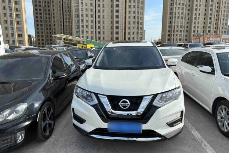 Used Nissan X-Trail 2023 Classic 2.0L Two-Wheel Drive Smart Connect & Comfort Edition
