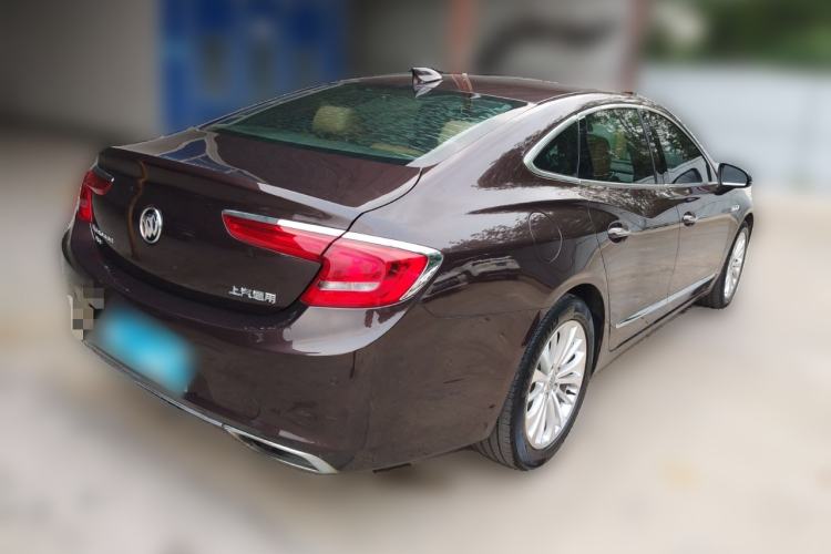 Used Buick LaCrosse 2016 28T Luxury Version Rear Right 45 Deg