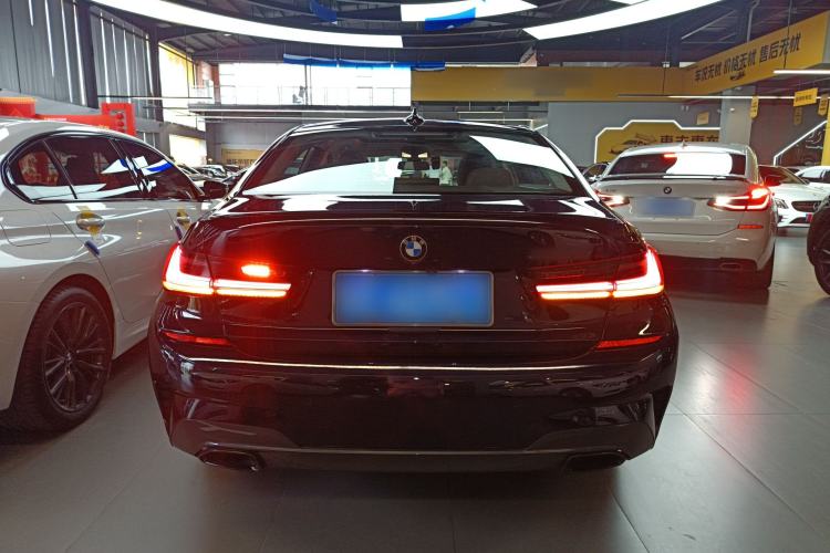 Used BMW 3 Series 2021 Second Facelift 325Li M Sport Night Edition Package
