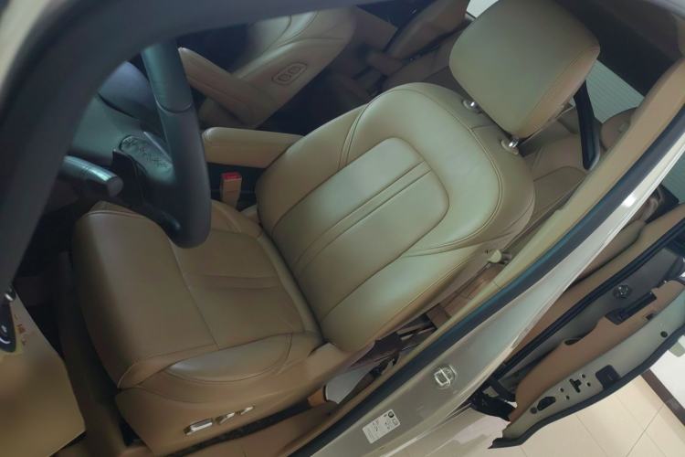 Used Buick GL8 2020 ES Land Cruiser 653T Luxury Edition