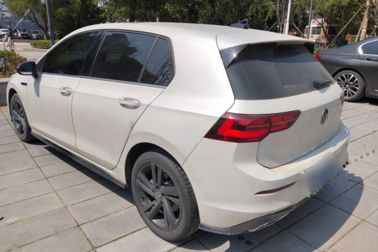 Used Volkswagen Golf 2023 Facelift 280TSI DSG R-Line
