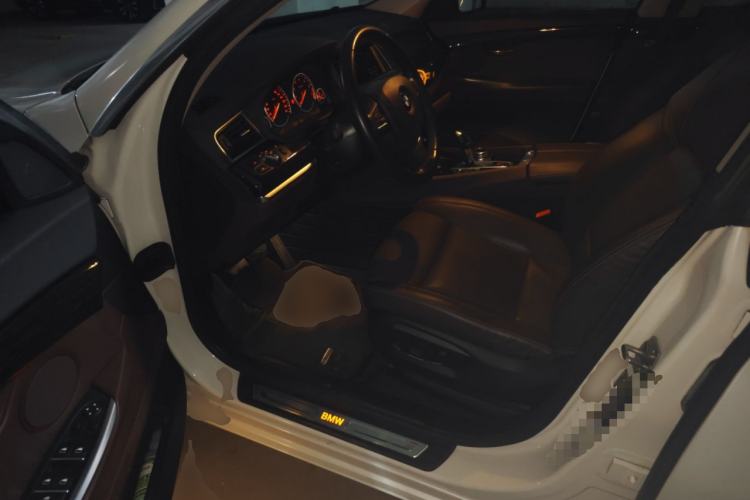 Used BMW 5 Series GT 2015 528i Luxury Edition