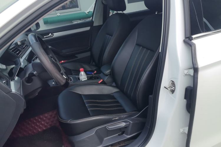 Used Volkswagen Lamando 2019 230TSI DSG Fashion Edition China VI
