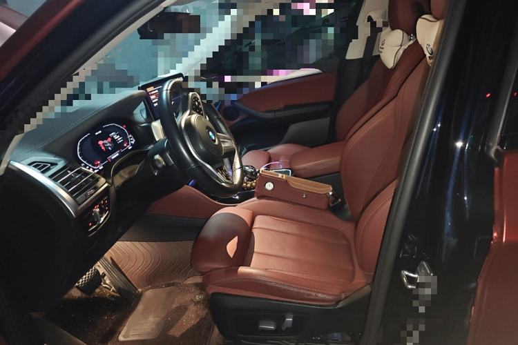 Used BMW X4 2022 xDrive 25i M Sport Package Left Front Seat