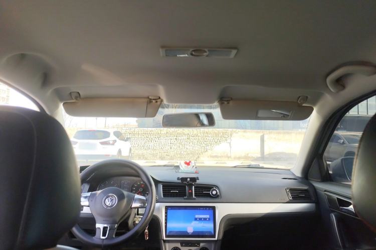 Used Volkswagen Lavida 2013 1.6L Automatic Fashion Edition
