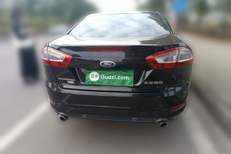 Used Ford Mondeo 2013 2.3L Luxury Model

