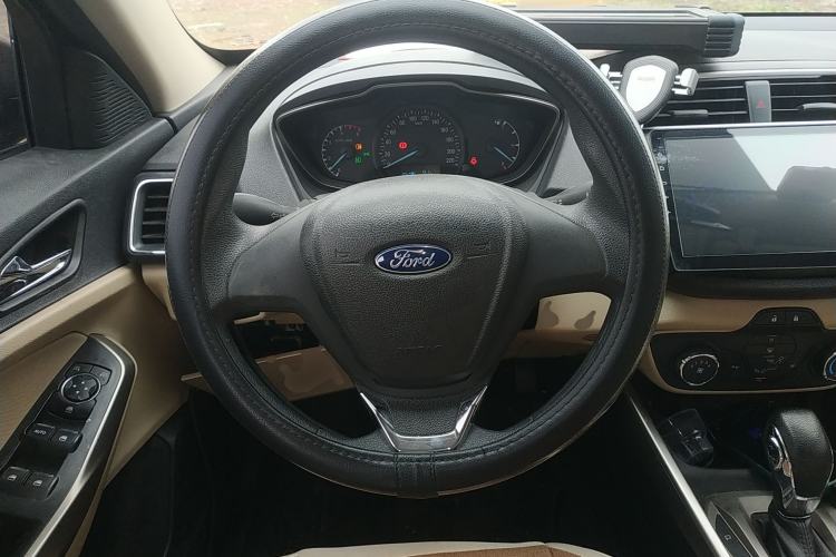 Used Ford Escort 2017 1.5L Automatic Comfort Model Steering Wheel