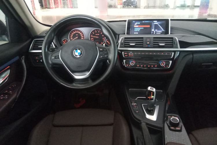 Used BMW 3 Series 2018 320Li Fashion Model
