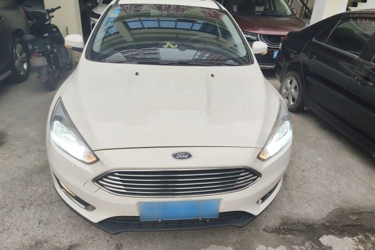 Used Ford Focus 2015 Sedan 1.6L Automatic Trend Model
