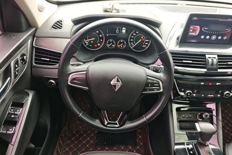 Used BORGWARD BX5 2017 20TGDI Automatic Two-Wheel Drive Pioneer Edition
