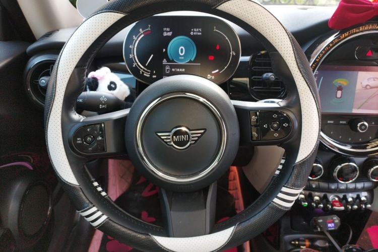 Used MINI 2022 Updated 1.5T COOPER Artist
