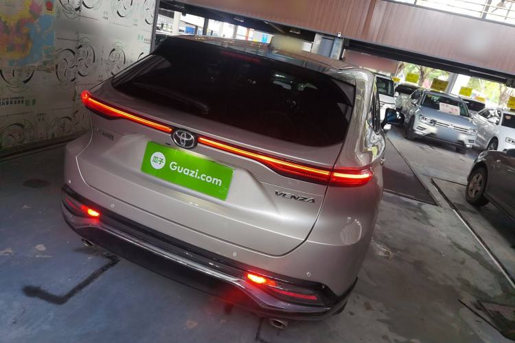 Used Toyota Venza 2022 2.0L CVT Two-Wheel Drive Prestige Edition