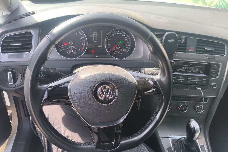 Used Volkswagen Golf 2014 1.4TSI Automatic Comfort Model
