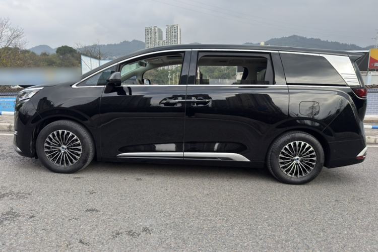 Used Denza D9 2024 DM-i 980 Four-Wheel Drive Flagship Model