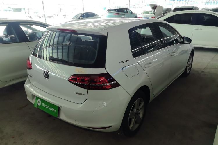 Used Volkswagen Golf 2017 1.6L Automatic Comfort Million-Vehicle Anniversary Edition