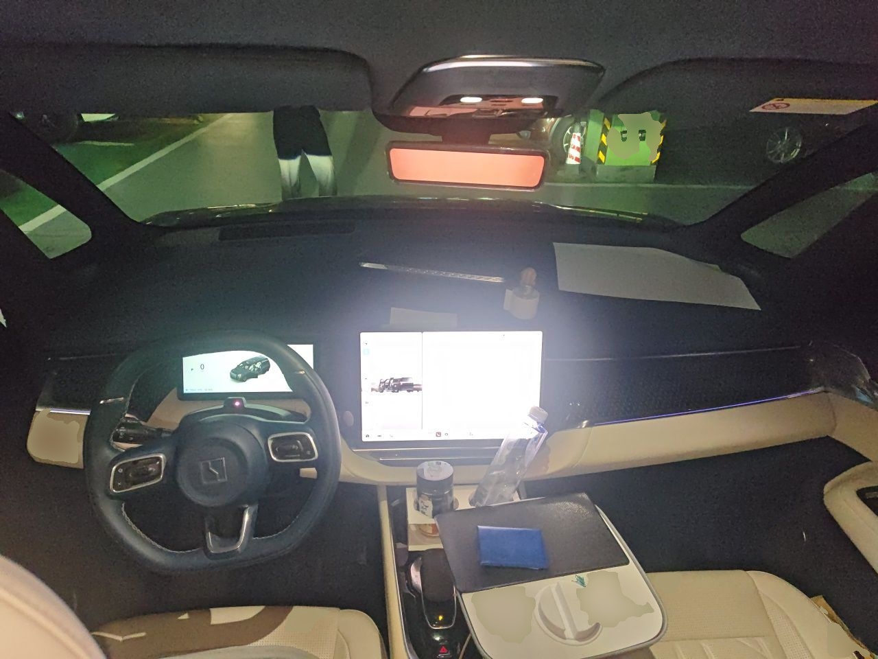 Zeekr 009 2024 7-Seater Walk-Through Version Four-Wheel Drive 108 kWh — снимка 9