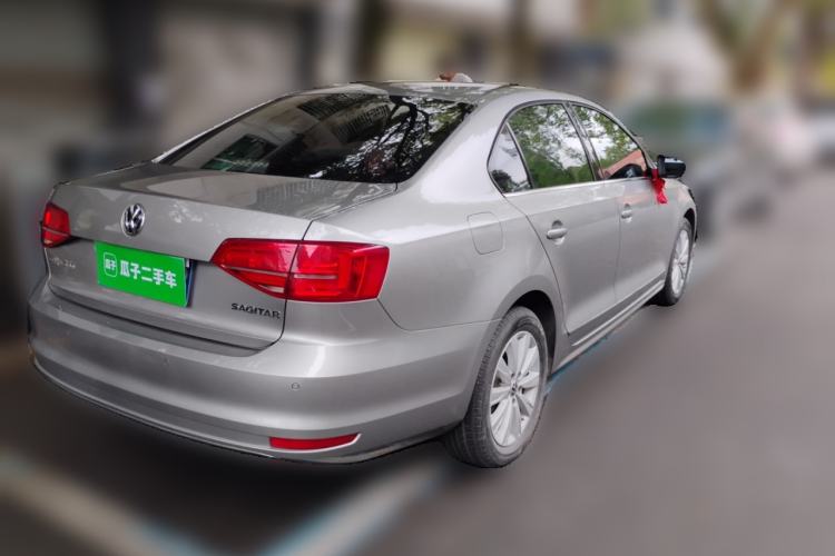 Used Volkswagen Sagitar 2015 1.6L Manual Comfort Model Rear Right 45 Deg