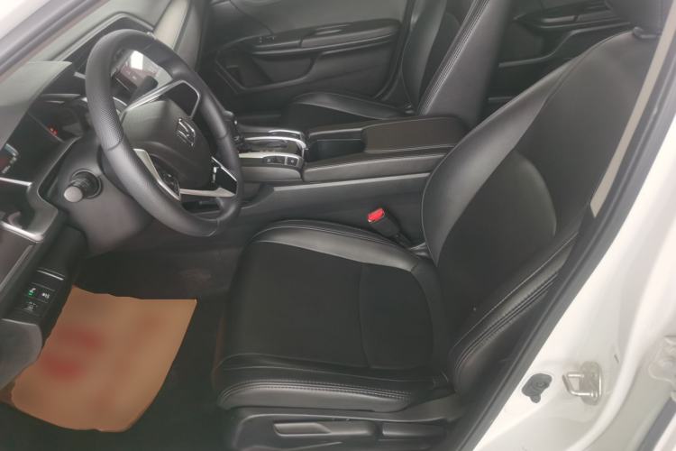 Used Honda Civic 2016 220TURBO CVT Luxury Edition
