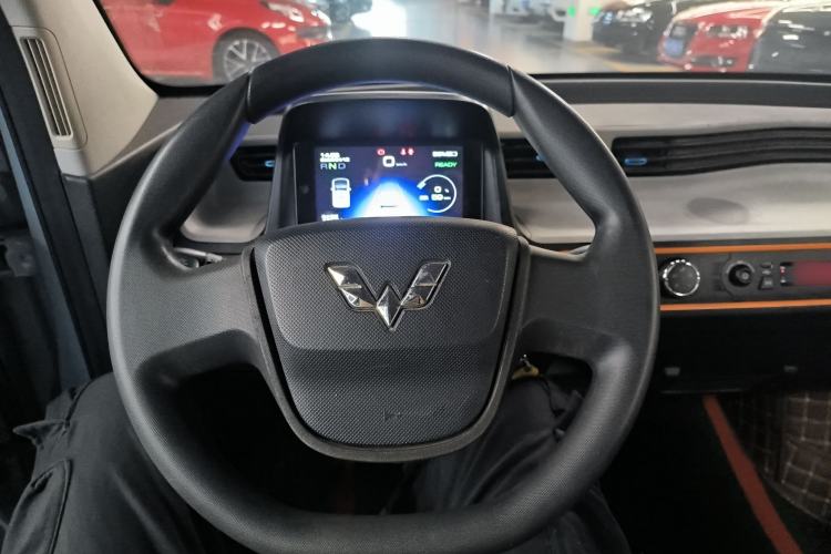 Used Wuling Hongguang MINIEV 2020 Freedom Version Lithium Iron Phosphate Steering Wheel