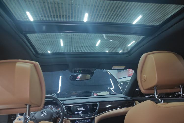 Used Buick LaCrosse 2016 28T Luxury Version Headliner