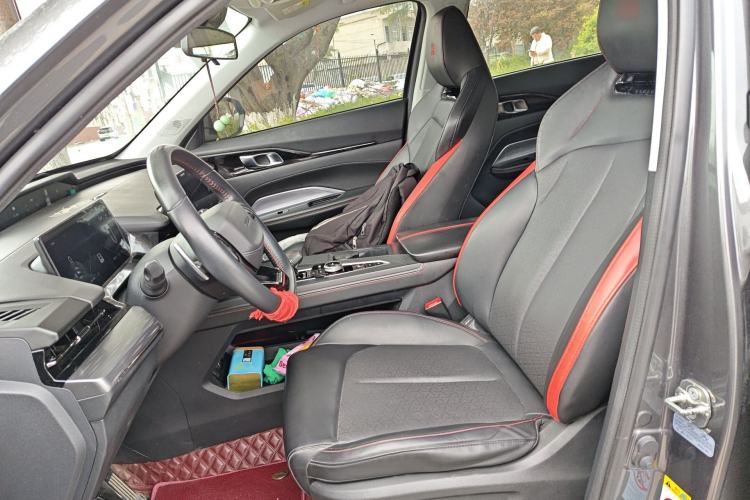 Used CHANGAN OSHAN Z6 2022 Blue Whale 1.5T DCT Smart Edition
