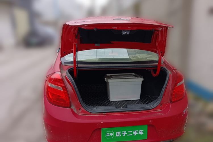 Used Chery E3 2013 1.5L Manual Fashion Model
