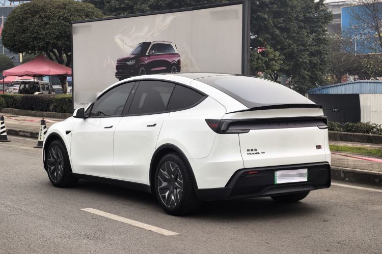 Used Tesla Model Y L 2025 Model Long-Range All-Wheel-Drive Version