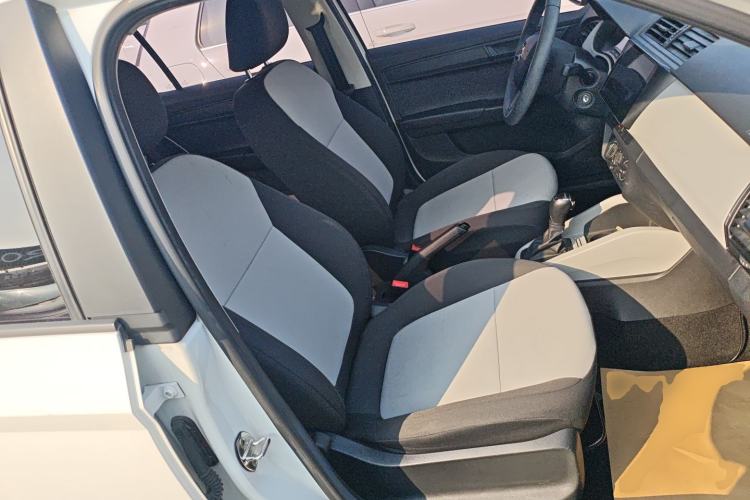 Used Skoda Fabia 2017 1.4L Automatic Car Enjoy Edition
