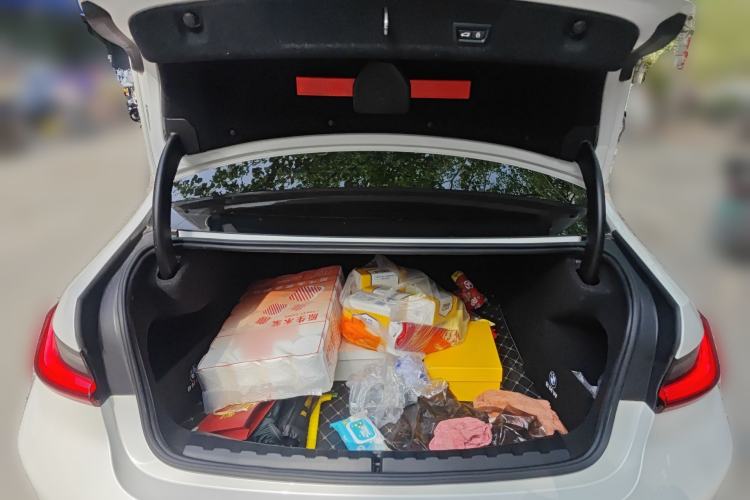 Used BMW 3 Series 2023 325Li M Sport Package Trunk