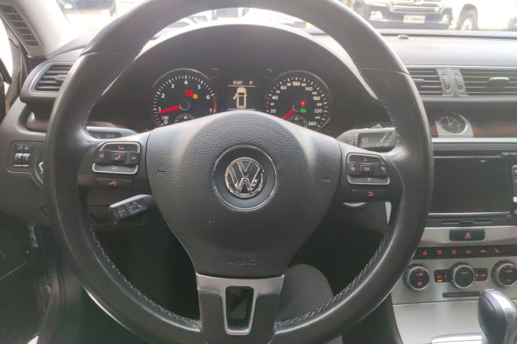 Used Volkswagen Magotan 2012 Travel Edition 2.0 TSI Comfort Version
