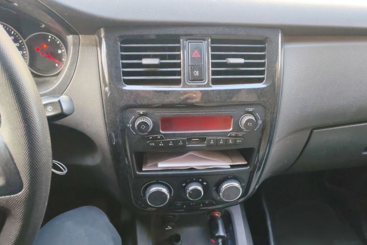 Used Wuling Rongguang V 2019 1.5L Standard Version China VI LAR