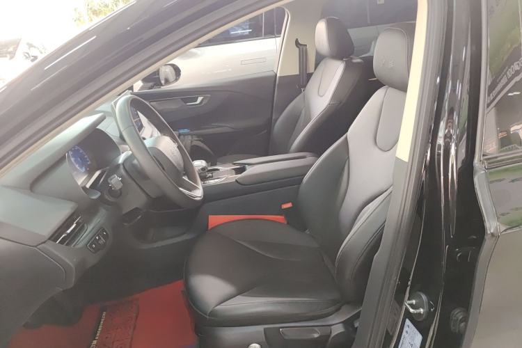 Used Hongqi E-QM5 2022 431 km Charge & Enjoy Edition