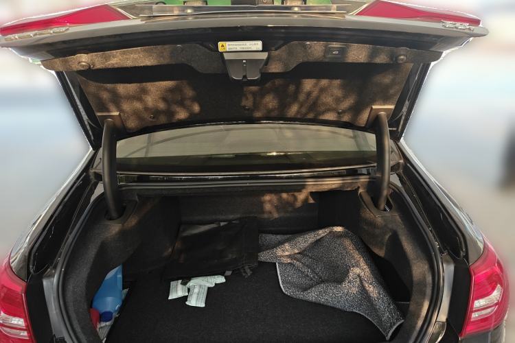 Used Hongqi H7 2021 1.8T Comfort Edition Trunk