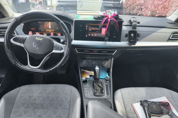 Used Volkswagen Lavida 2023 280TSI DSG Full-Comfort Edition Center Console