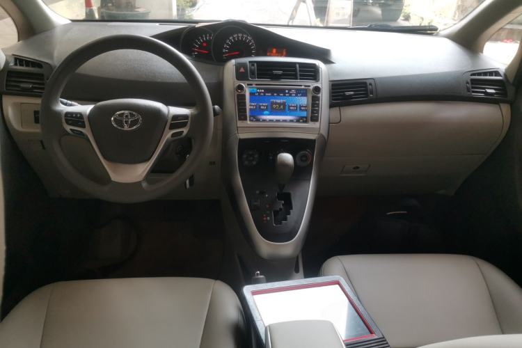 Used Toyota Verso 2014 Starlight 180E CVT Elite Edition