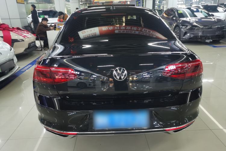 Used Volkswagen Magotan 2020 330TSI DSG Luxury Edition Rear