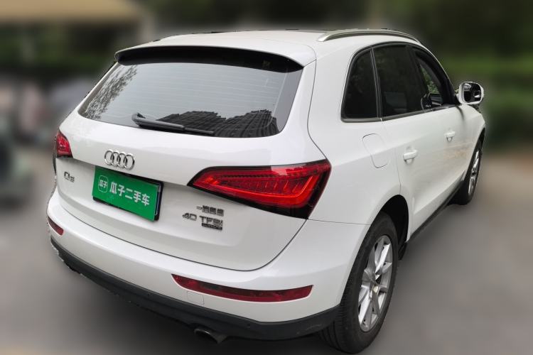 Used Audi Q5 2015 40 TFSI Trendy Edition Rear Right 45 Deg