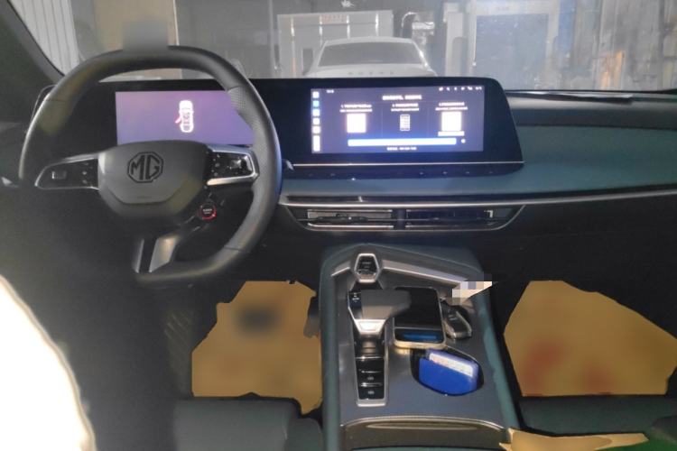 Used MG 7 2025 1.5T 300 DCT Luxury Edition Center Console